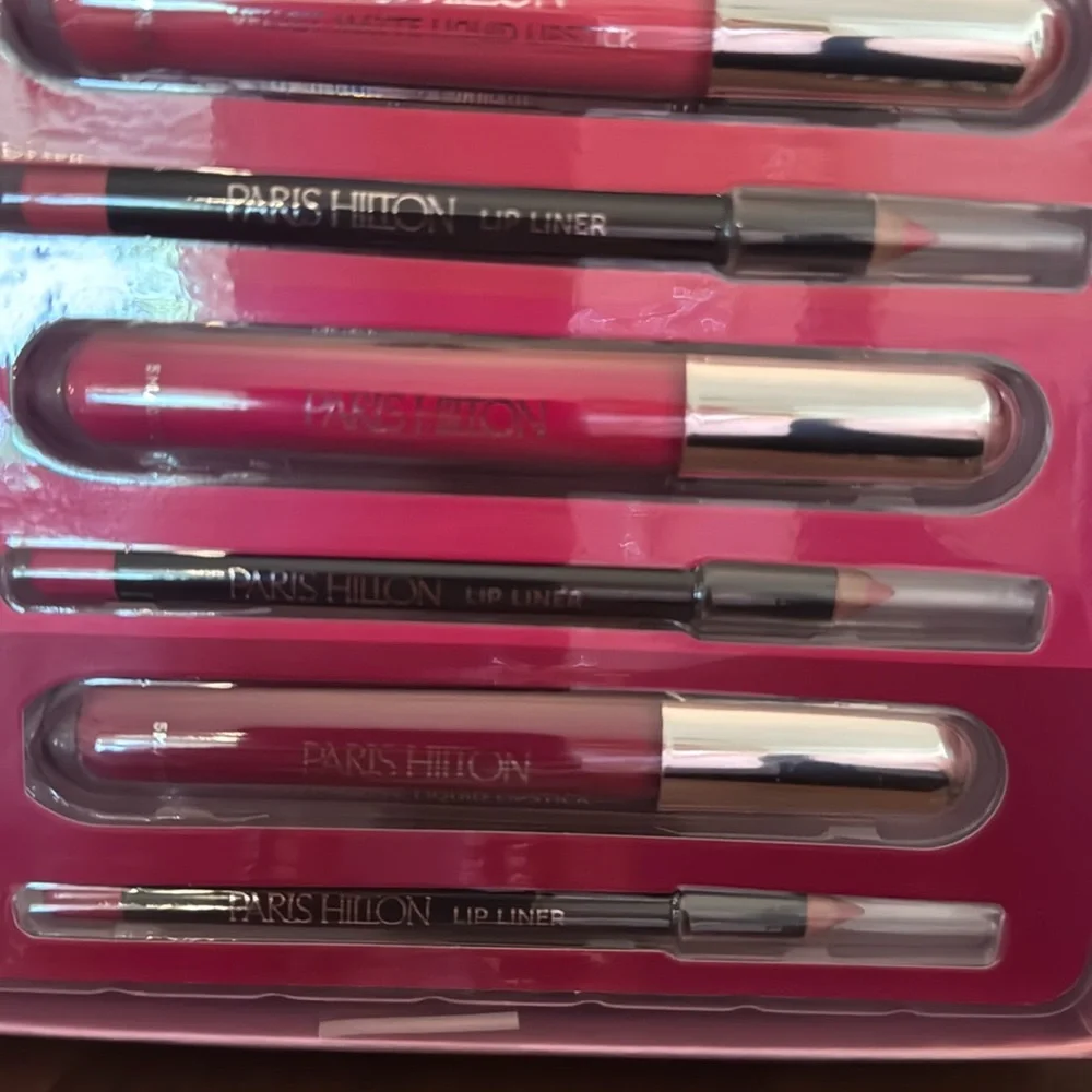 Low Start Paris Hilton Perfect Pout 10 piece Lipliner & matte liquid  Lipstick - Picture 6 of 6